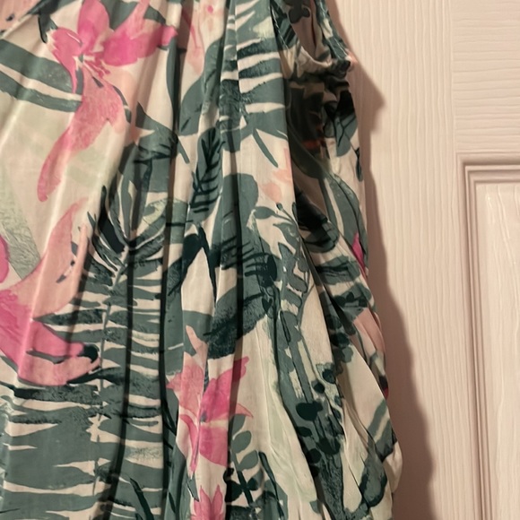 Tropical Tank Top - Picture 3 of 4